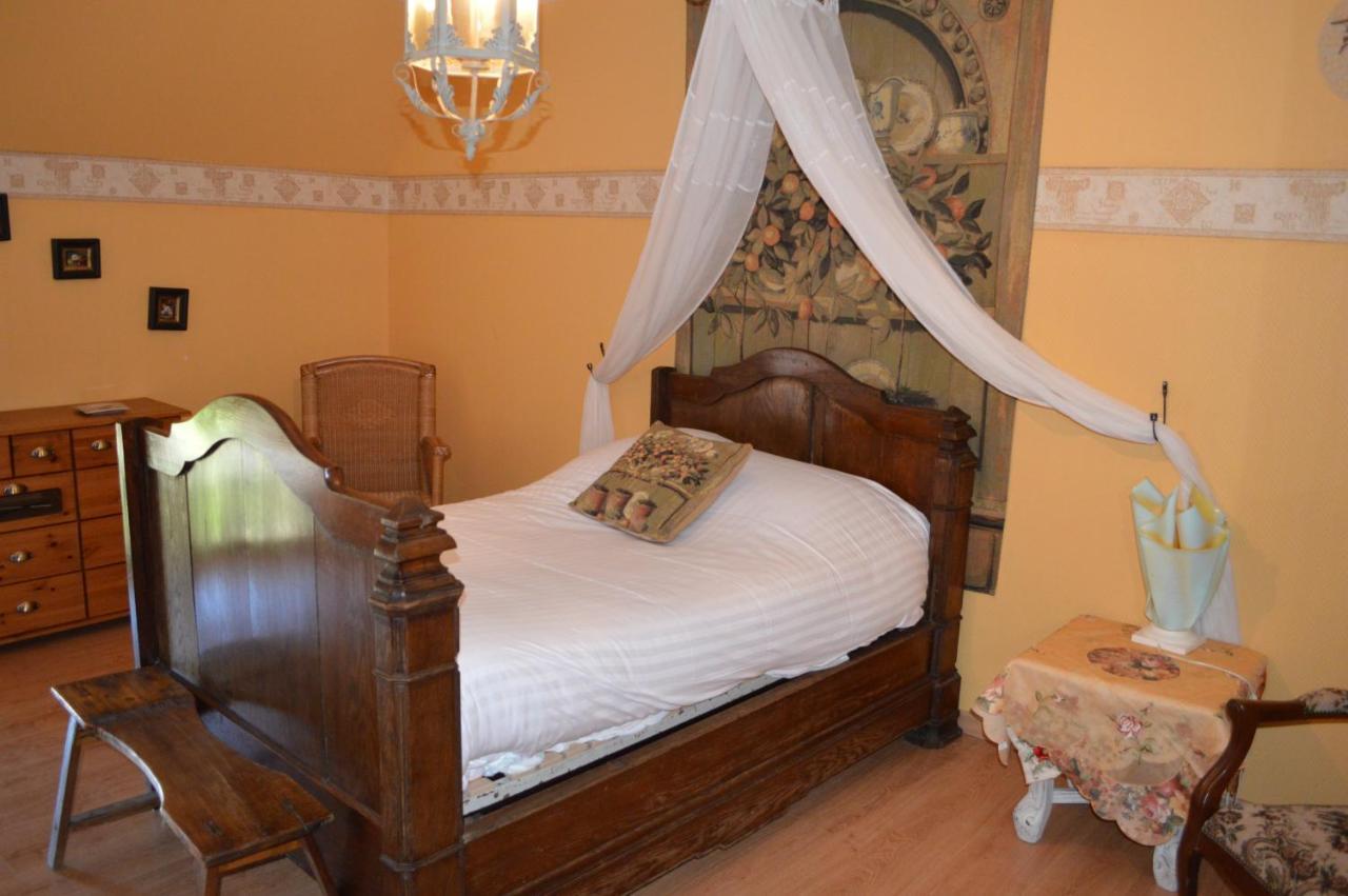 Les Gites De La Chapiniere Châteauvieux Kültér fotó